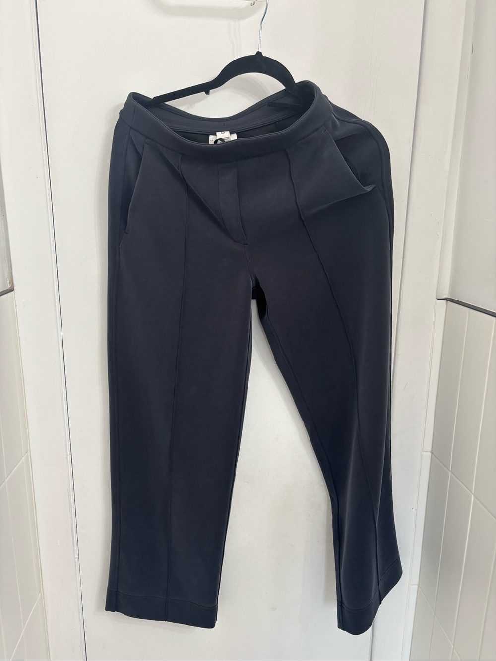 lululemon athletics Softstreme Pintuck High-Rise
Wide-Leg Pant